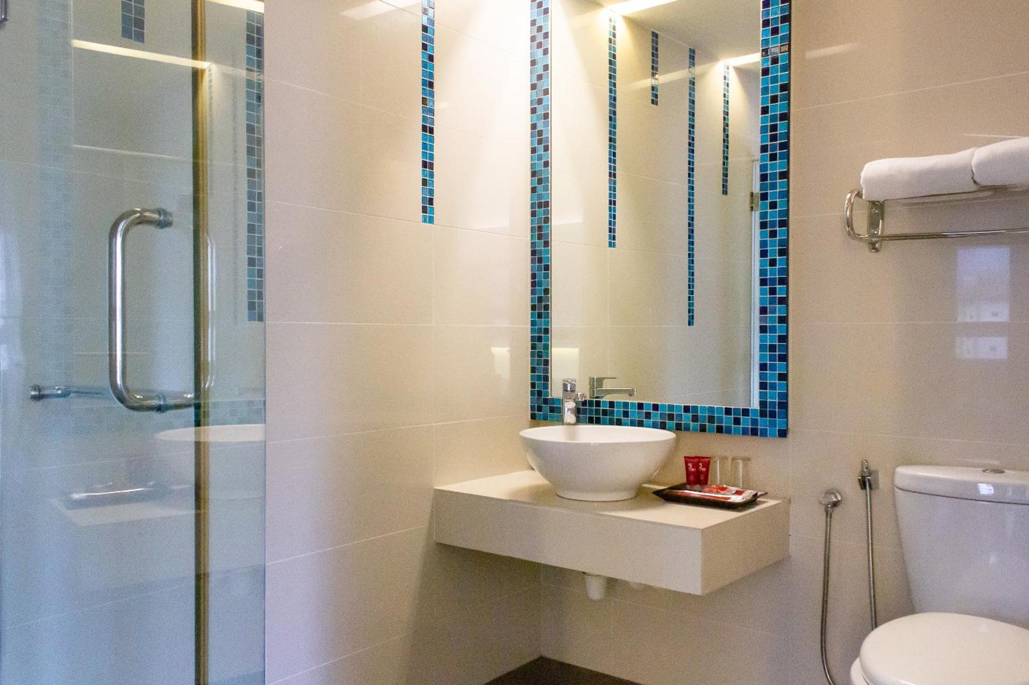 Standard Double Suite